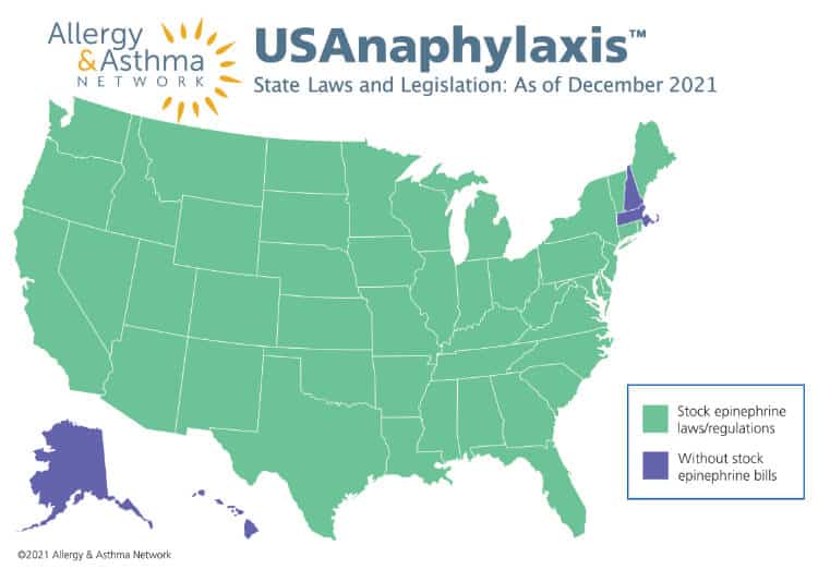 美国各州地图，显示支持在学校储备肾上腺素的州